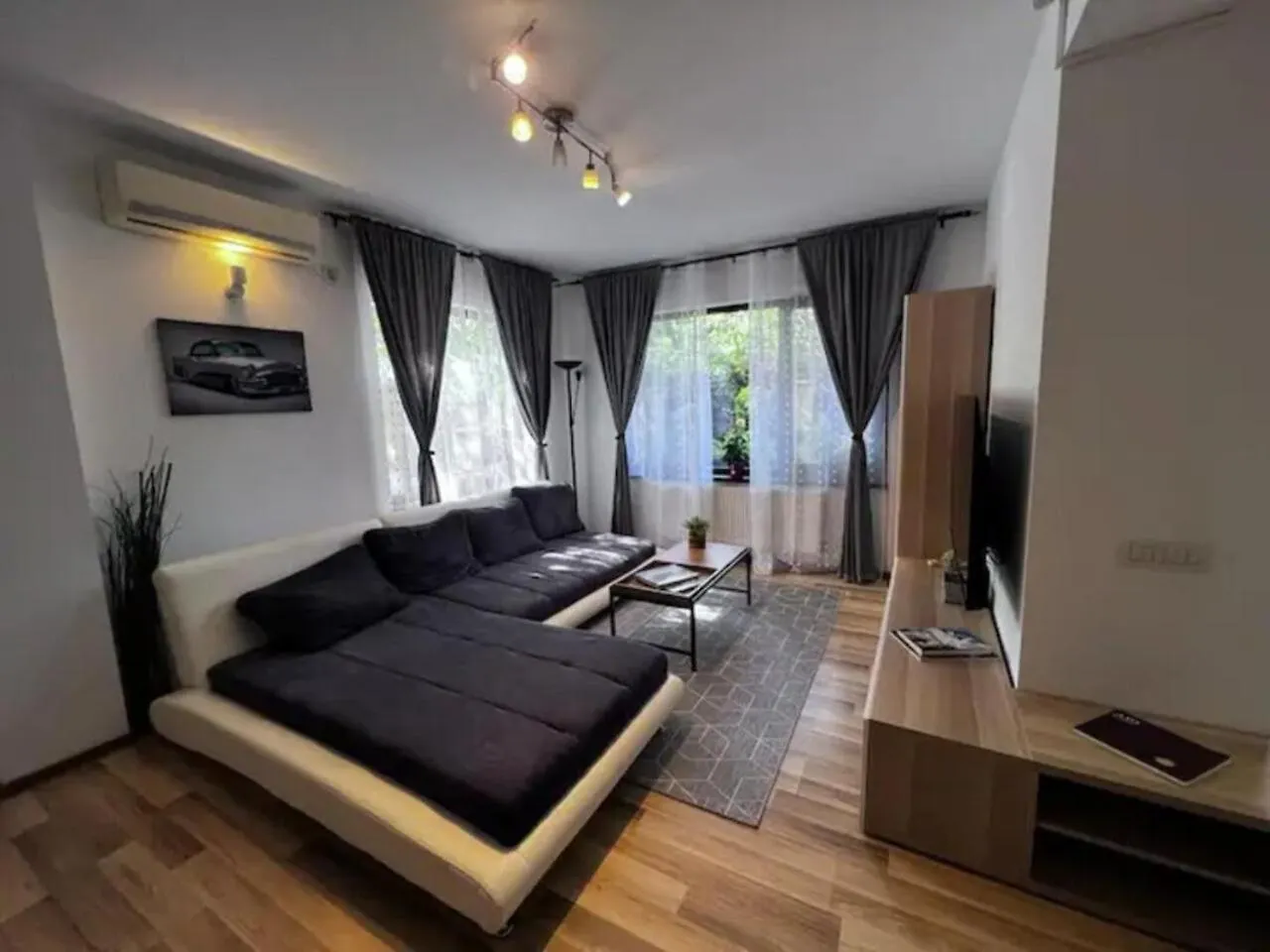 Vila Luminoasa Cu Curte Privata Bucharest 0*,