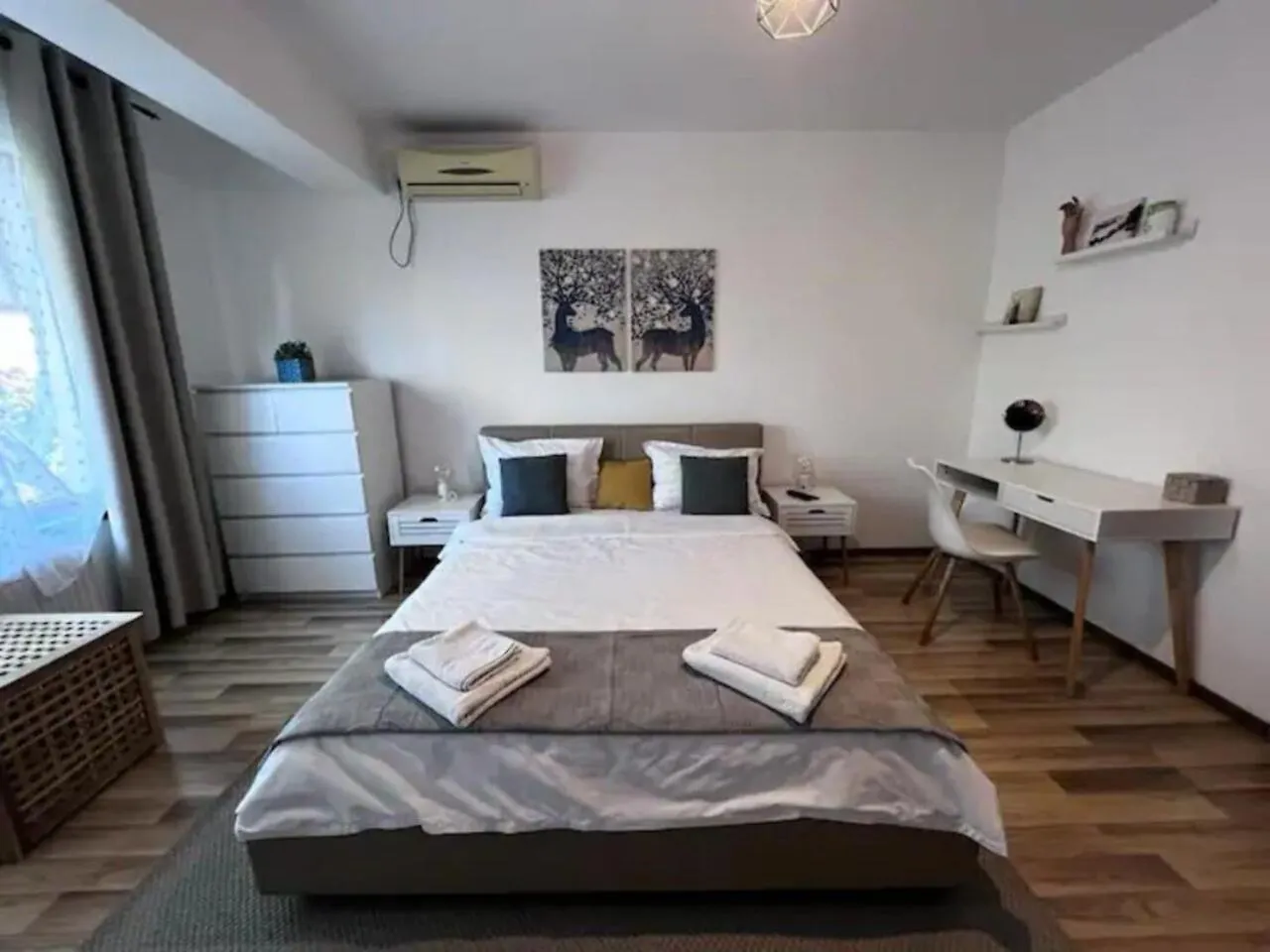 Vila Luminoasa Cu Curte Privata Boekarest 0*,  Roemenië