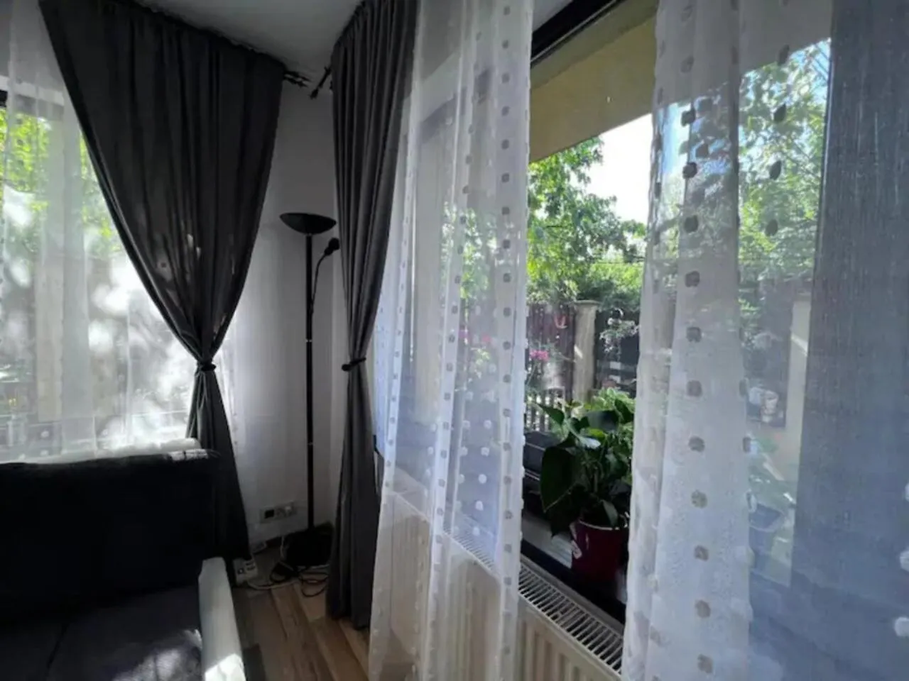 Vila Luminoasa Cu Curte Privata Boekarest 0*,  Roemenië